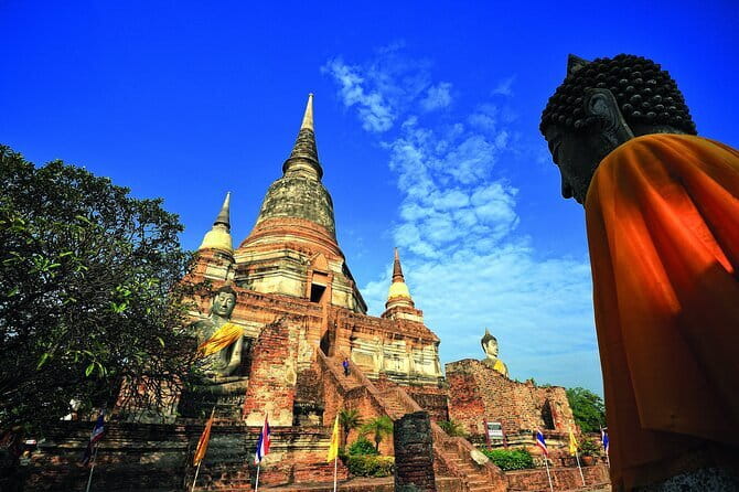 Ayutthaya Eco Friendly Bike Tour Famous Landmarks & Cultural Gems - Entering Ayutthaya from Bangkok: pickup, timing, and ride rhythm