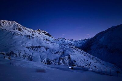 Best of the Uri Alps: A fjord-like lake, glorious peaks and sustainable tourism - Gondola Up, Gondola Down: The Transport That Powers the Views
