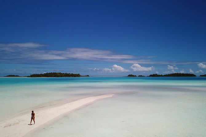 BLUE LAGOON | Eco-tour | Snorkeling Avatoru | Secret Green Lagoon - Braiding workshop and traditional music: the cultural pause that feels real