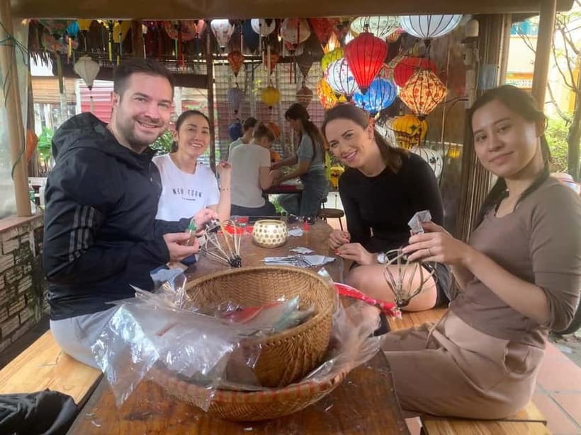 CAM THANH ECOTOUR - LANTERN - MY SON HOLYLAND FULL DAY TOUR - Cam Thanh Coconut Village: lantern making you can actually take home