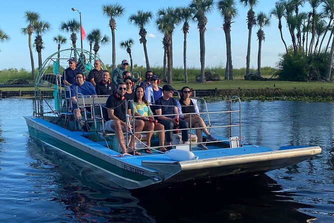Central Florida's Airboat Rides - Baby alligator handling in the office: the part people rave about