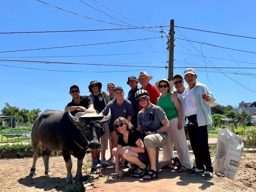Da Nang or Hoi An: Countryside Bike & Basket Boat Tour - Lunch or dinner: how the meal connects you to the countryside