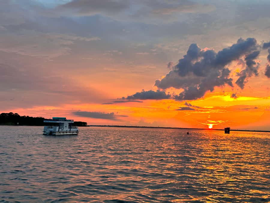 Destin: Sunset Cruise and Eco Tour - Captains, crew, and the difference between a ride and an experience