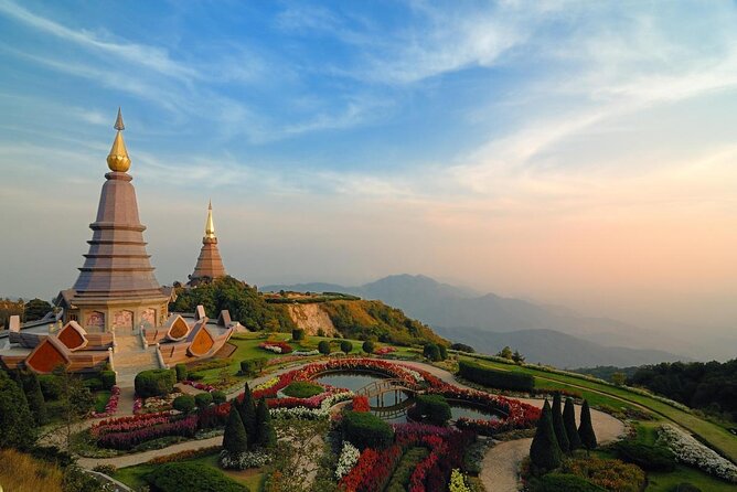 Doi Inthanon National Park Eco-Friendly Full Day Tour - Entering The Roof Of Thailand: Getting From Chiang Mai Into The Mountains