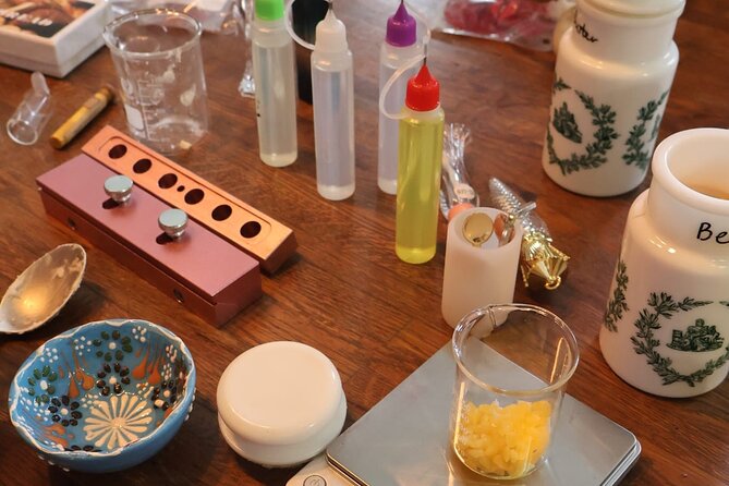 Eco-Friendly Lipstick Making Workshop in Paris - First Stop: 57 Rue de Cléry and the Small-Group Setup
