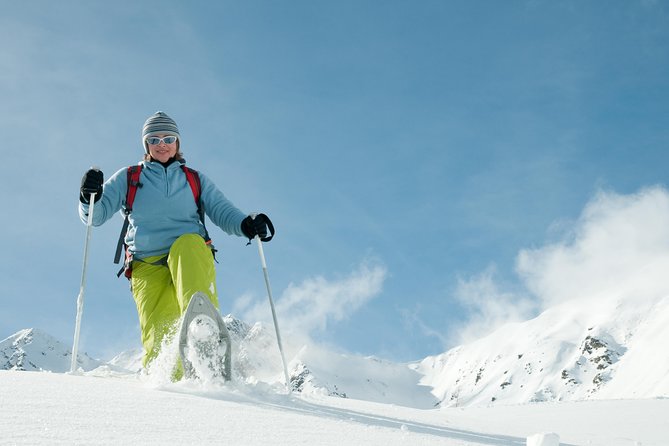 Eco friendly snowshoeing in Scenic Landscape - Wabi Sabi and Magic Ice Bar: Choosing Your Own Finish