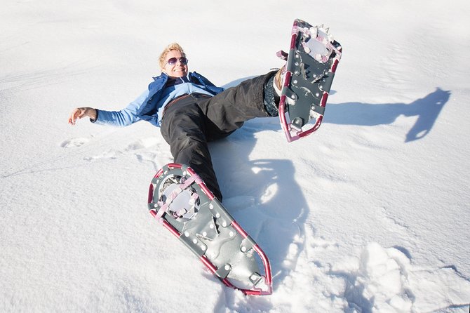 Eco friendly snowshoeing in Scenic Landscape - Telegraf Bukta Views and an Easy Winter Walk