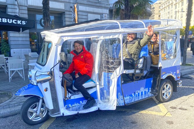 Eco Friendly Tuk Tuk Experience with the Local in Madrid - Fountain of Neptune and Paseo del Prado: The Classic Madrid Axis