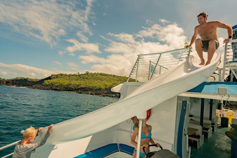 From Hawaii: Eco-Friendly Snorkeling Experience with BBQ - BBQ lunch and cash bar: keeping the energy up after the swim