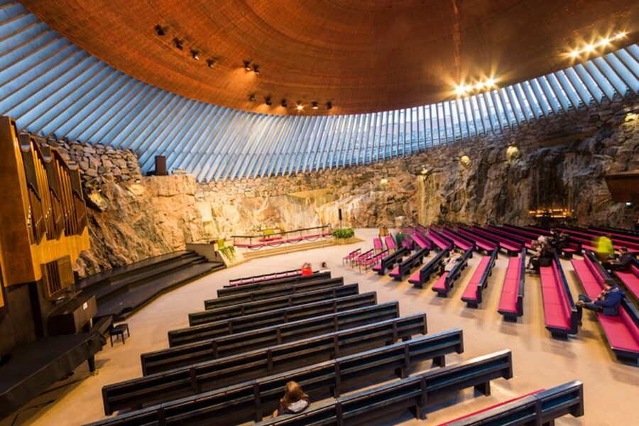 Helsinki: City Highlights and Suomenlinna Eco-Friendly Tour - Tram city highlights: Olympic Stadium, Sibelius, and the church trio