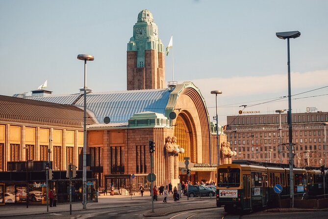 Helsinki Highlight: Visit The Most Popular Spots by Eco-Friendly Transportation - Uspenski Cathedral: Eastern Orthodox charm in a short stop