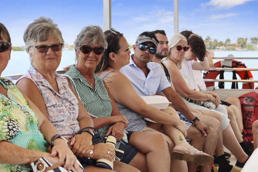 Madeira Beach: Guided Dolphin Watching Eco-Friendly Cruise - Cruising Boca Ciega Bay: Dolphins, Landmarks, and Those Big Views