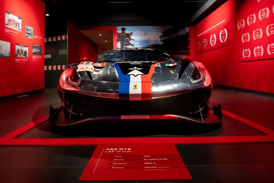 Maranello: Private Eco tour to the Fiorano race track - Electric transport and the small-group advantage