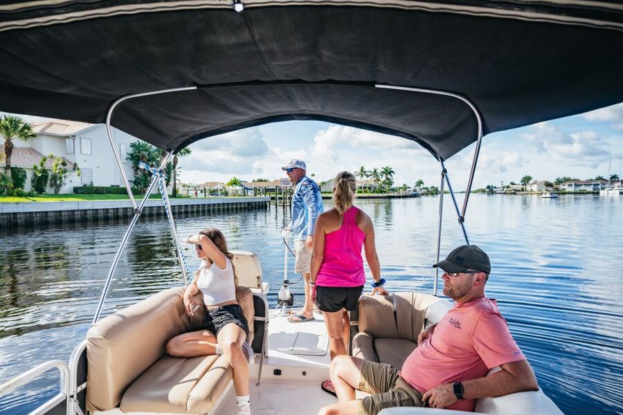 Naples, FL: Manatee, Dolphin, 10,000 Islands Beach Eco Tour - Manatees, alligators, and dolphins: how the guide turns time into sightings