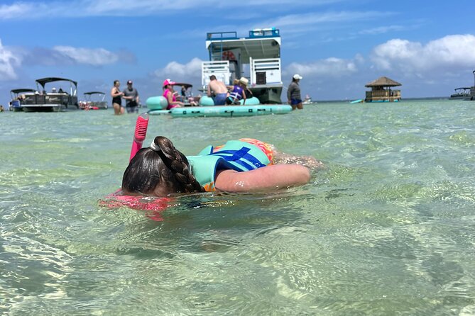 Premium Non-Private 3 Hour Crab Island Tour with Bathroom - The Crew Makes It: Captain and Co-Captain Energy
