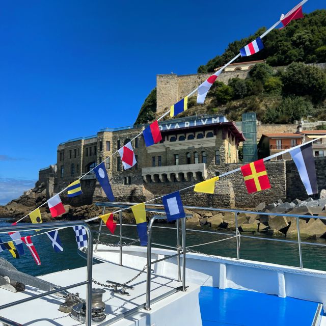 San Sebastian: Sustainable Catamaran Cruise with Audio Guide - Santa Clara Island and Miramar Palace passes
