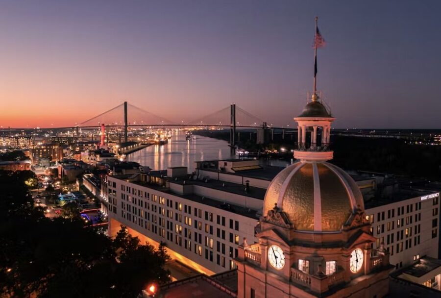 Savannah: Sunset Dolphin Watching Eco Tour by Boat - Guides and the feel of the narration (names worth noting)