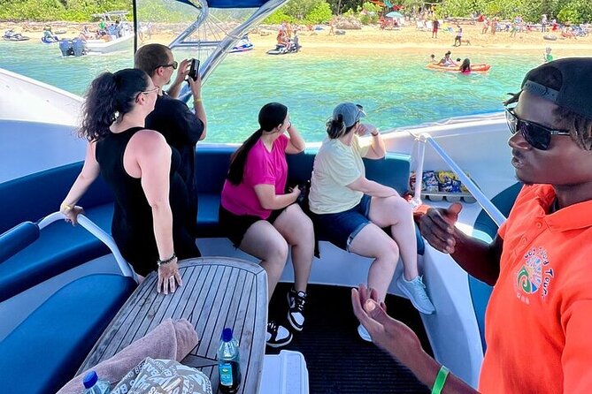 Semi Submersive Glass Bottom Boat Eco Tour in Paradise Island Bahamas - Why a Semi-Submersible Glass-Bottom Boat Beats Traditional Snorkeling