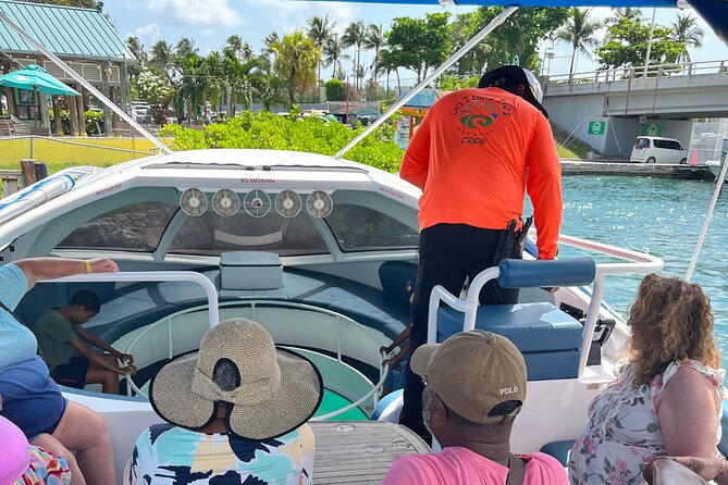 Semi Submersive Glass Bottom Boat Eco Tour in Paradise Island Bahamas - Eco-Friendly in Real Terms: Seeing Marine Life Without Getting in the Water