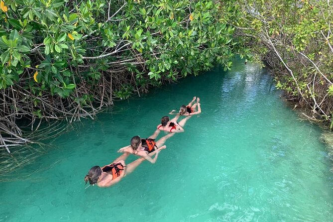Tulum Sian Ka'an Muyil Ruins, Boat Eco Tour & Float Down Mayan Canals - Lunch - Sian Ka’an Biosphere Reserve: lagoon calm and a Mayan-era trading stop